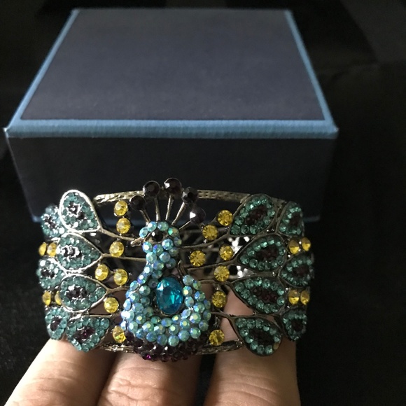 JTV Peacock Bracelet w/stunning Gems - Picture 6 of 6